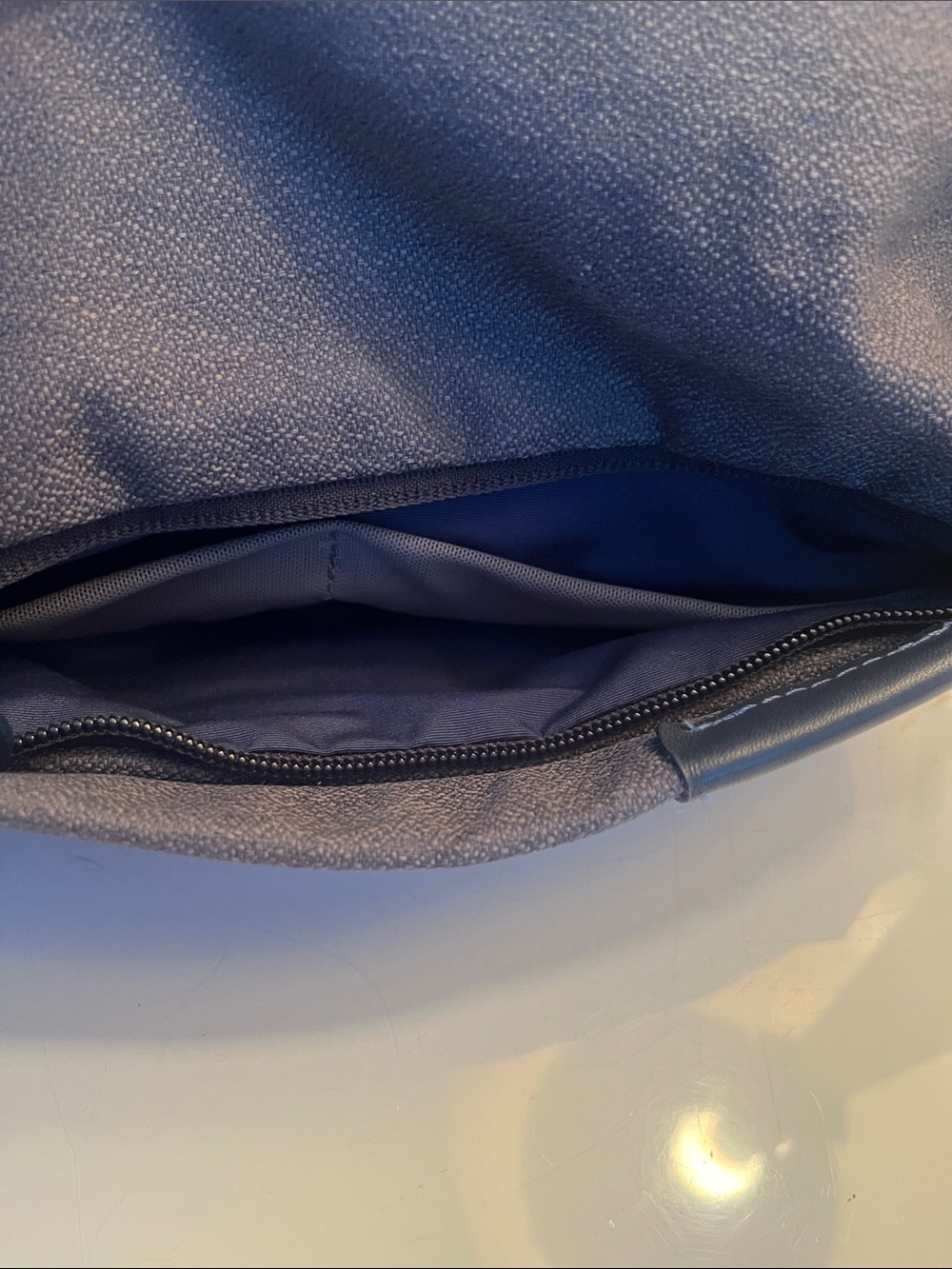 Bellroy Sling Bag with Adjustable Strap - Picture 8 of 11